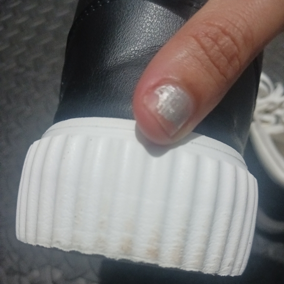 Men Fashion White & Black High top sneakers - Picture 12 of 16